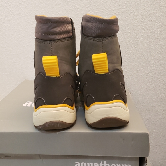 NEW $144 AQUATHERM SANTANA CANADA WATERPROOF 9 - Picture 4 of 5